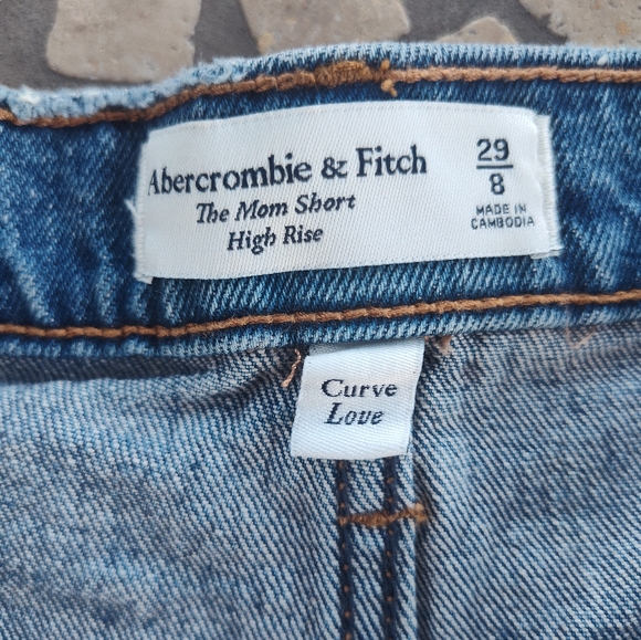 Abercrombie & Fitch High Rise Mom Shorts Size 29 Distressed Raw Hem Curve Love - Picture 3 of 6
